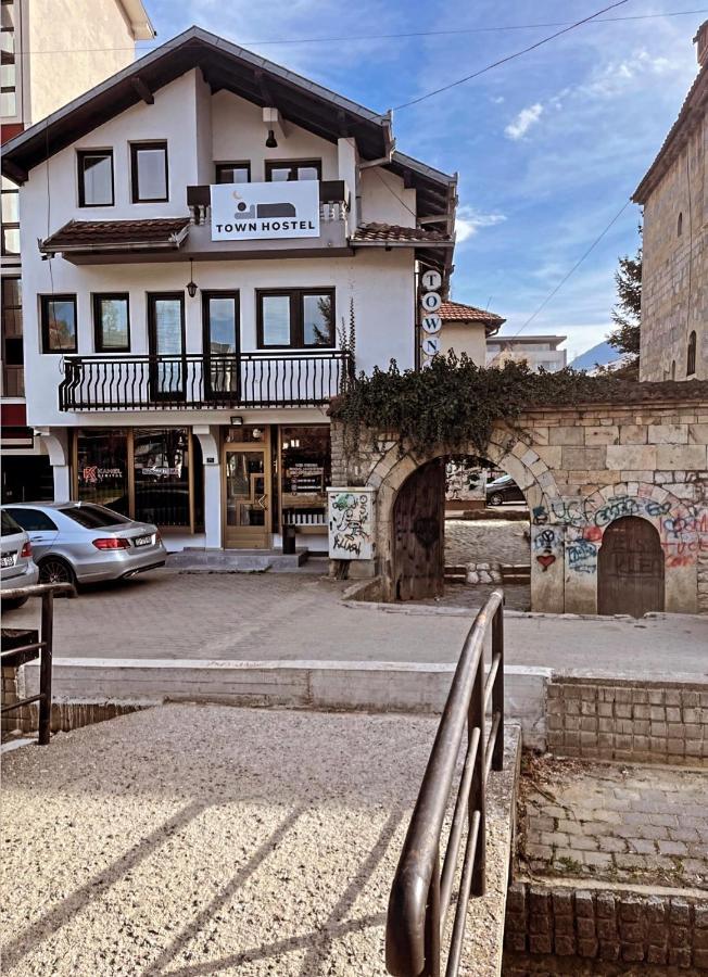 Town Hostel Peja Kültér fotó