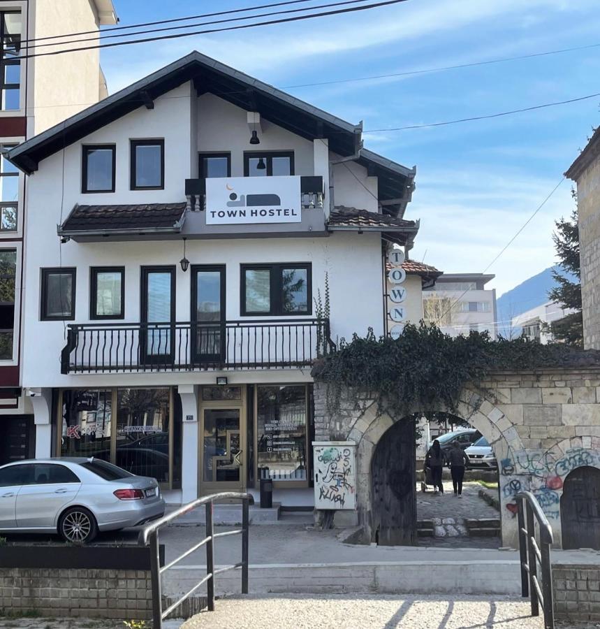 Town Hostel Peja Kültér fotó