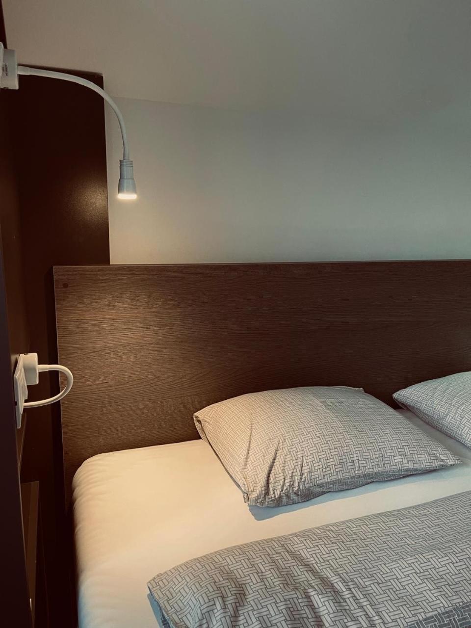 Town Hostel Peja Kültér fotó