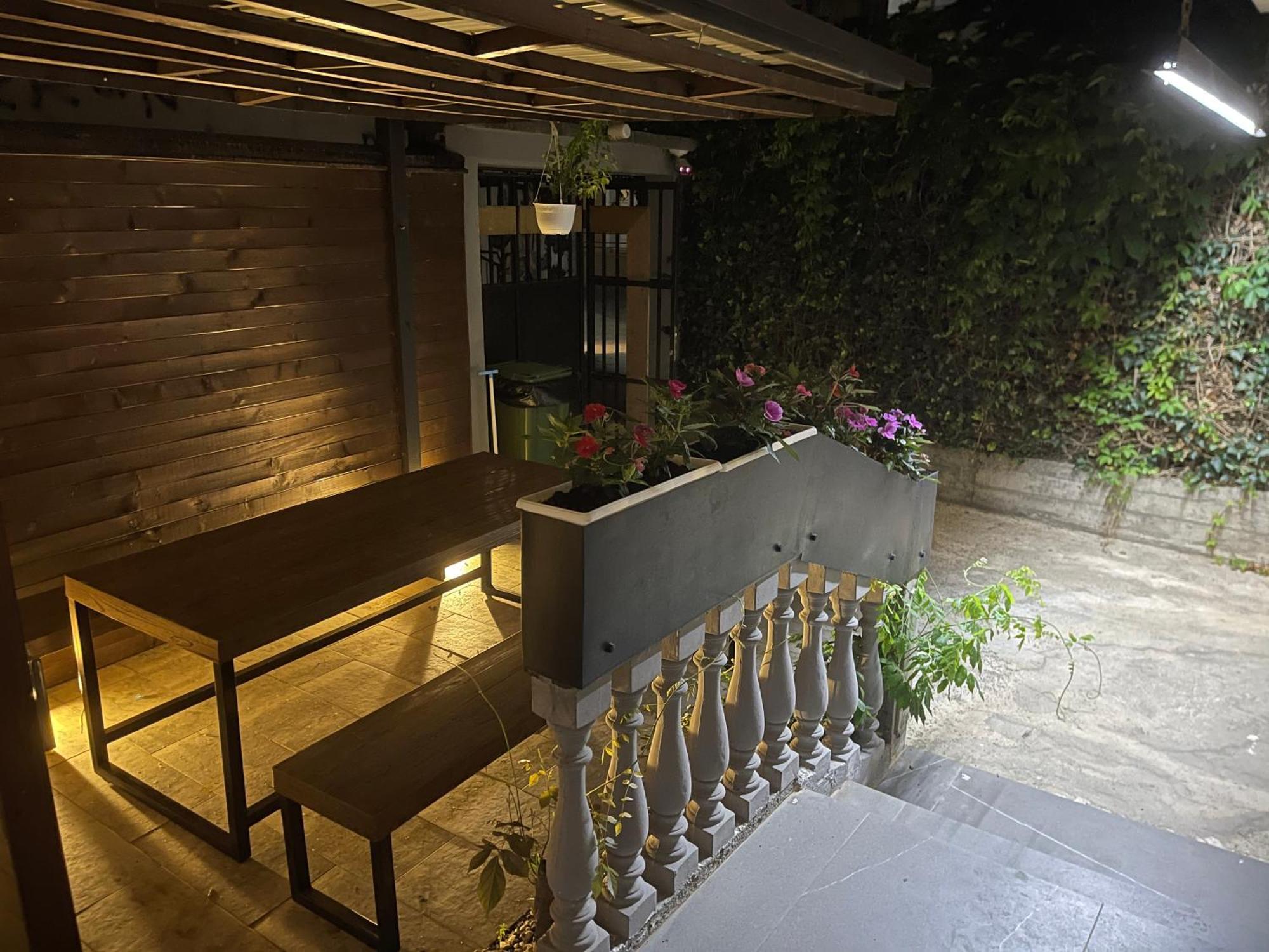 Town Hostel Peja Kültér fotó